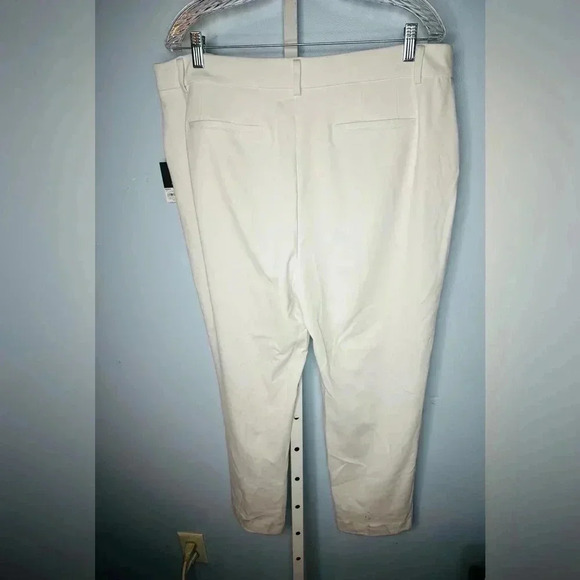 ❤️Simply Vera Vera Wang NWT High Waist Skinny Ankle White Pants Plus Size 14 - Picture 3 of 4